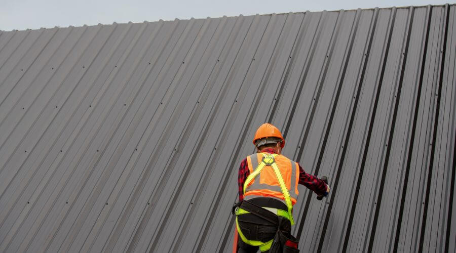Professional residential roofers in Leopolis, WI